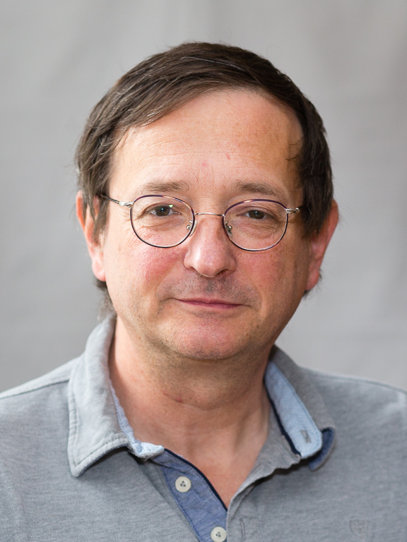József Pávó